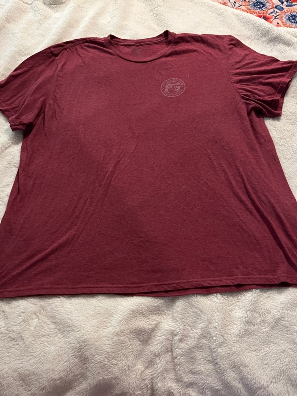 Classic Men's Crew Neck T-Shirt - Burgundy